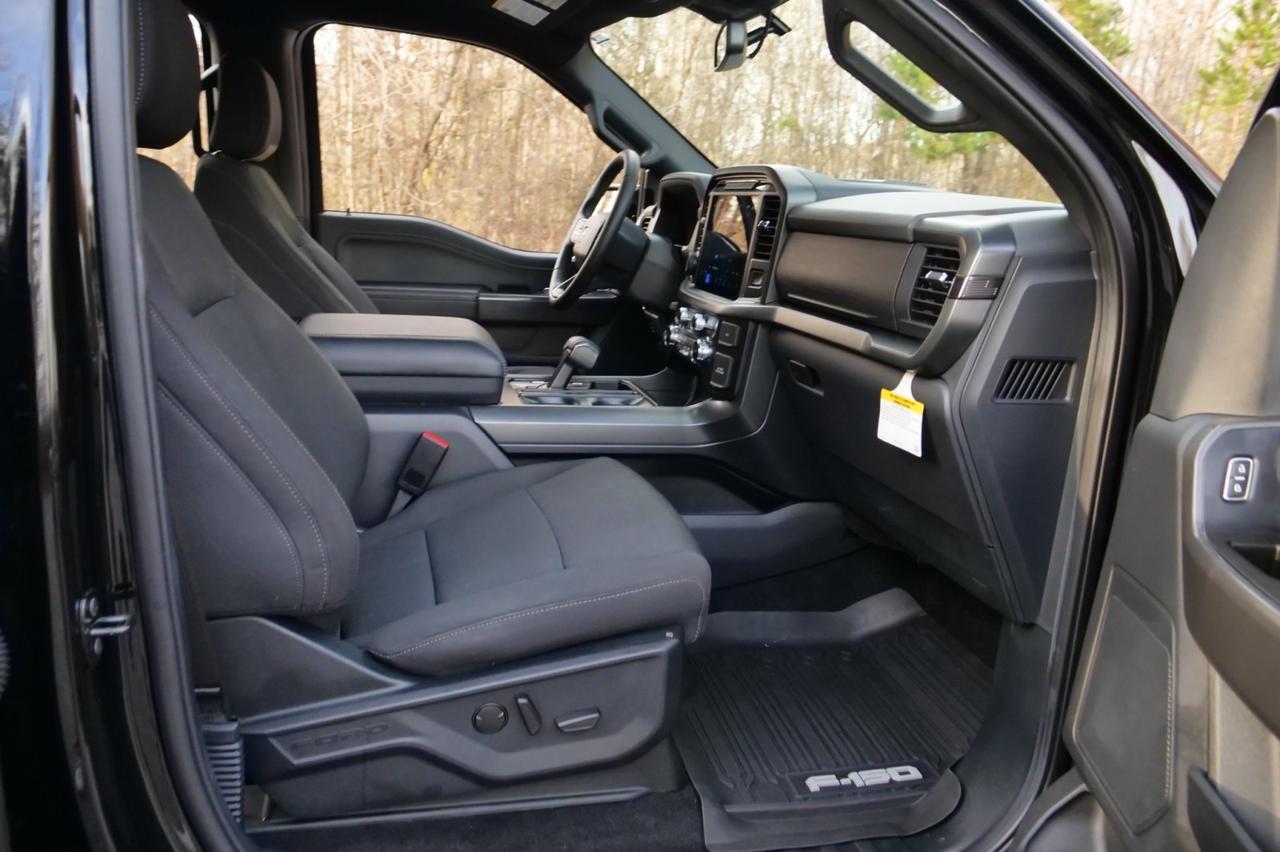 2024 Ford F-150 XLT 4X4 / Lowered / Borla Exhaust / UPGRADES / 5.0L V8! Lincolnton NC