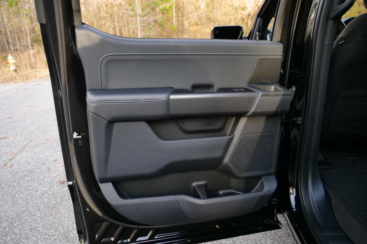 2024 Ford F-150 XLT 4X4 / Lowered / Borla Exhaust / UPGRADES / 5.0L V8! Lincolnton NC