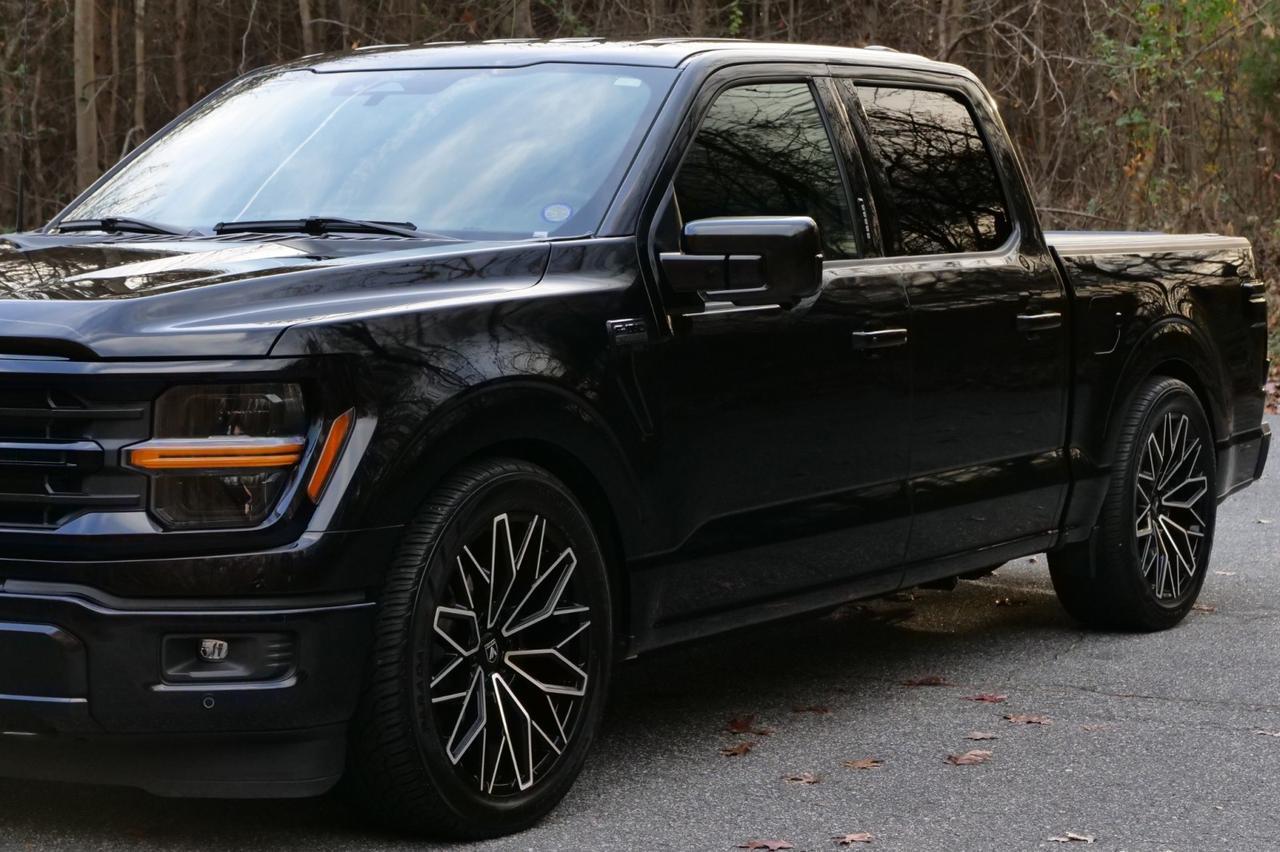 2024 Ford F-150 XLT 4X4 / Lowered / Borla Exhaust / UPGRADES / 5.0L V8! Lincolnton NC