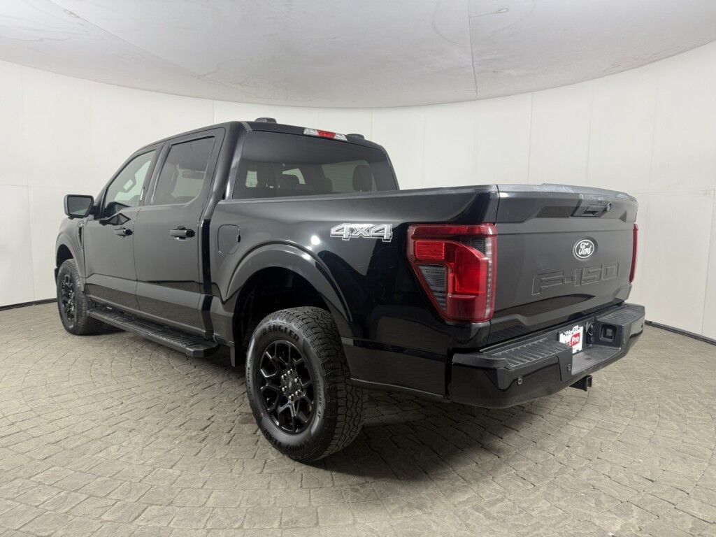 2024 Ford F-150 XLT Black Appearance 4WD SuperCrew 5.5' Box Maumee OH