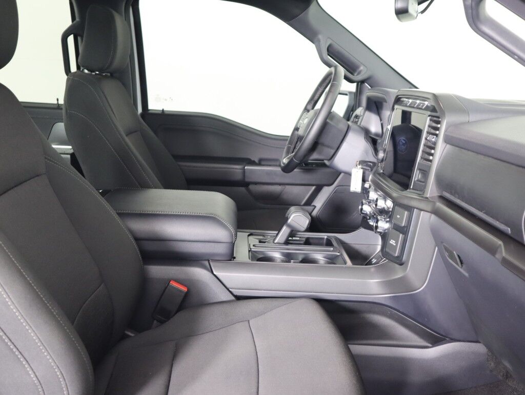 2024 Ford F-150 XLT Black Appearance 4WD SuperCrew 5.5' Box Maumee OH