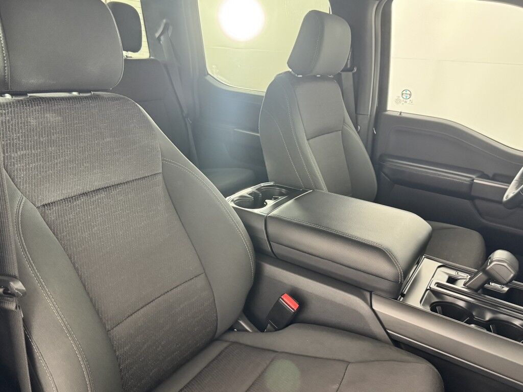 2024 Ford F-150 XLT Black Appearance 4WD SuperCrew 5.5' Box Maumee OH