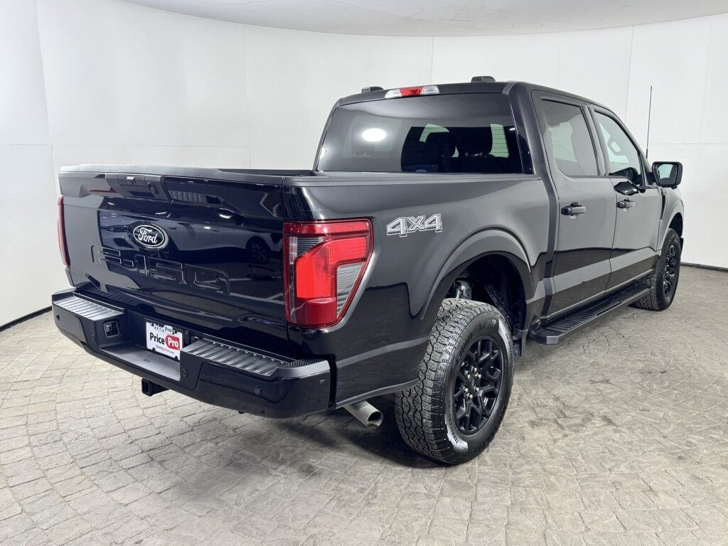 2024 Ford F-150 XLT Black Appearance 4WD SuperCrew 5.5' Box Maumee OH