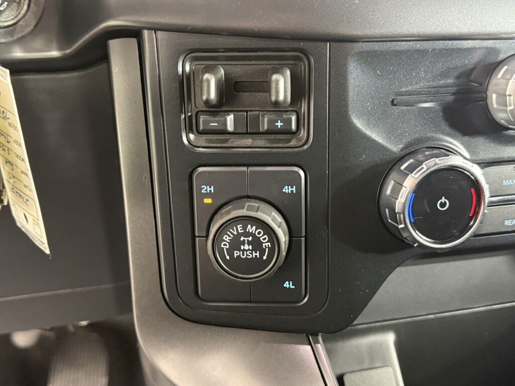 2024 Ford F-150 XLT Black Appearance Pkg 4WD SuperCrew 5.5' Box Maumee OH