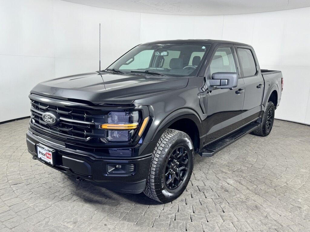 2024 Ford F-150 XLT Black Appearance pkg 4WD SuperCrew 5.5&apos; Box Maumee OH