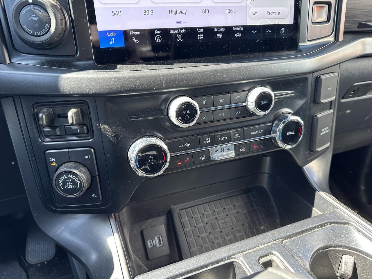 2024 Ford F-150 XLT Black Edition | Leather | B&O Audio | Trailer Pkg | Mobile Office | 2 Set Wheel & Tire Redwater AB