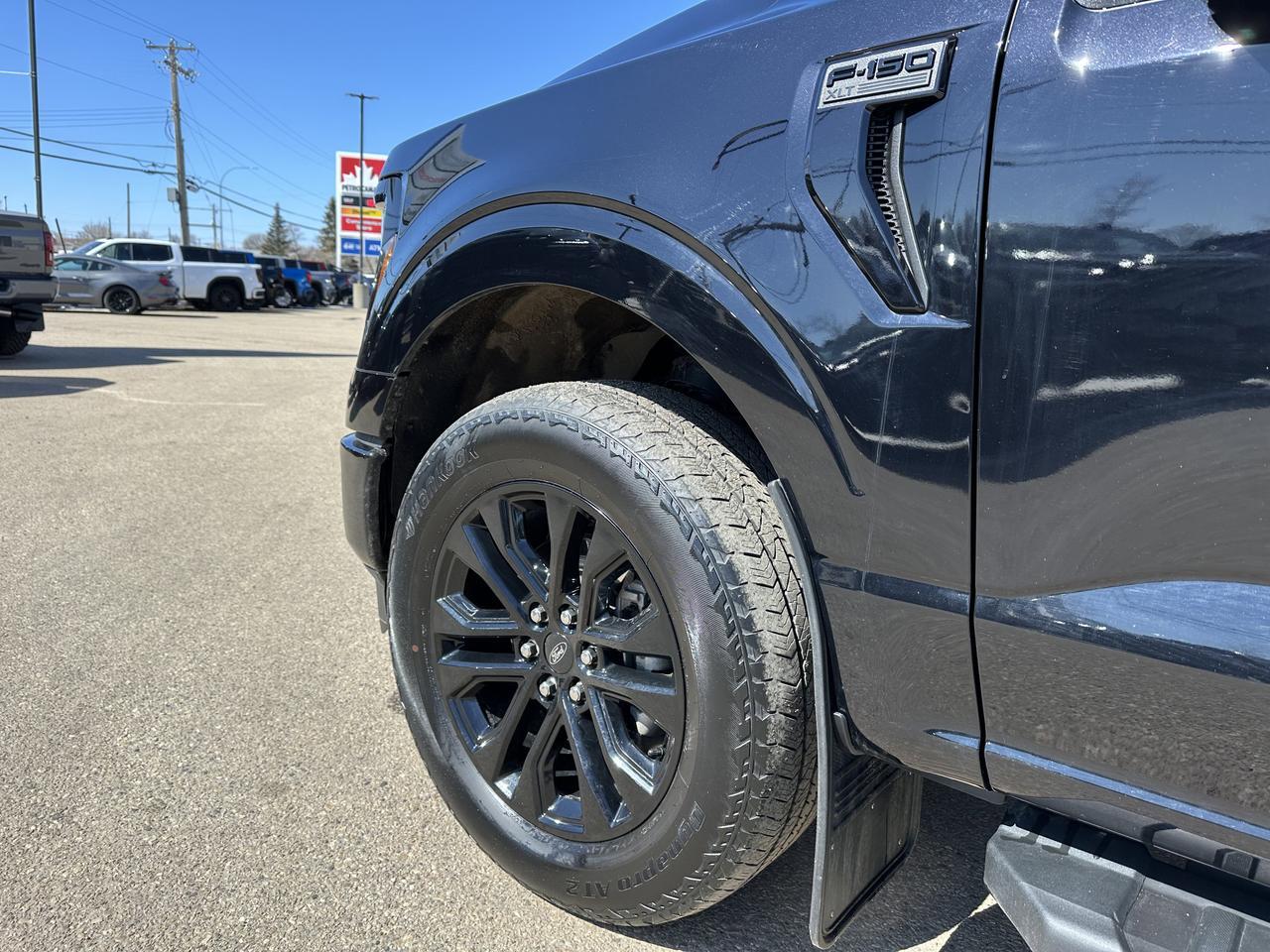 2024 Ford F-150 XLT Black Edition | Leather | B&O Audio | Trailer Pkg | Mobile Office | 2 Set Wheel & Tire Redwater AB