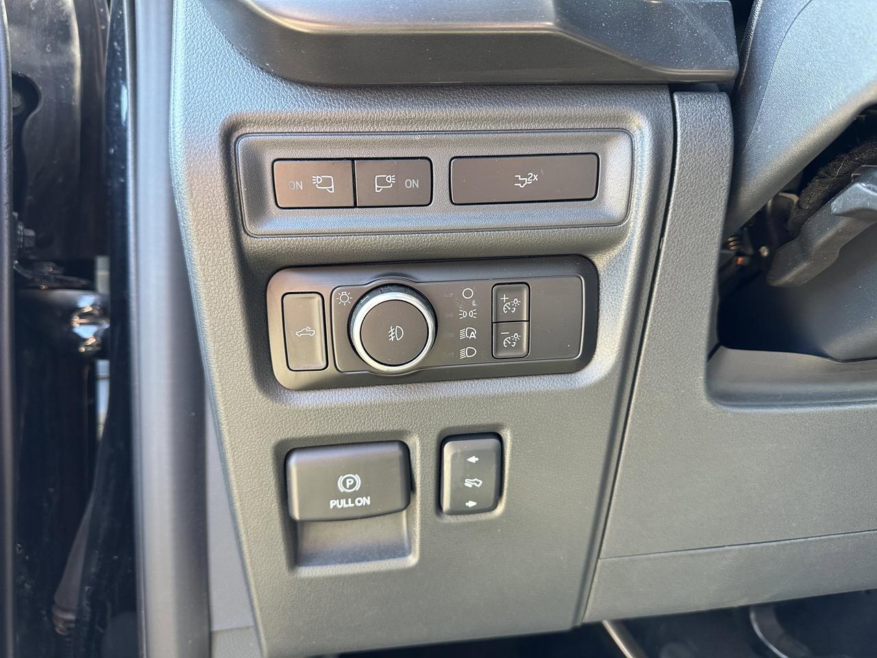 2024 Ford F-150 XLT Black Edition | Leather | B&O Audio | Trailer Pkg | Mobile Office | 2 Set Wheel & Tire Redwater AB