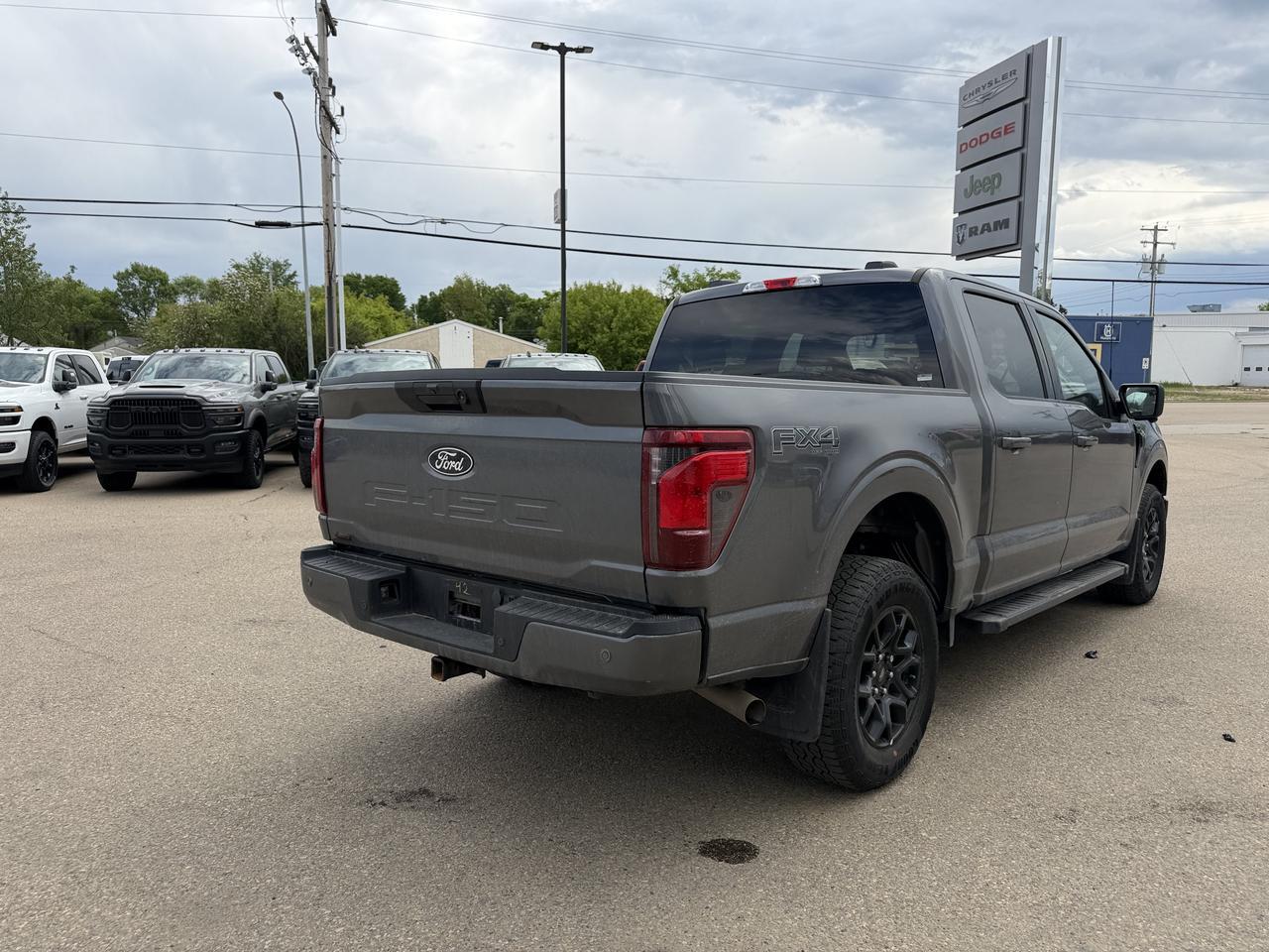 2024 Ford F-150 XLT Crew Cab 4WD | V6 EcoBoost | Low KMs | NAV | Rearview Camera | Remote Start Redwater AB