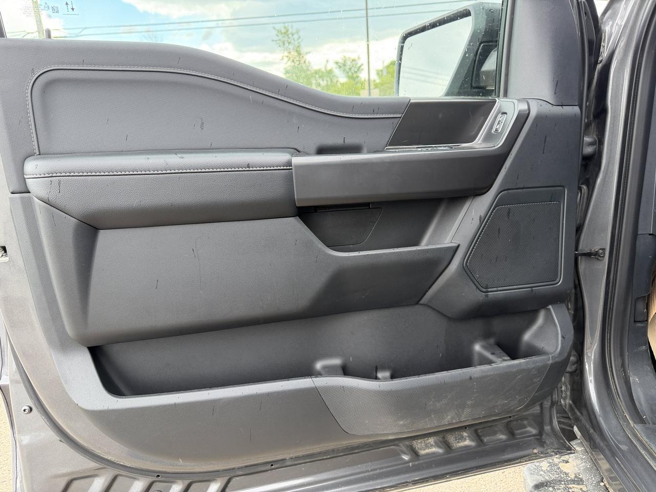2024 Ford F-150 XLT Crew Cab 4WD | V6 EcoBoost | Low KMs | NAV | Rearview Camera | Remote Start Redwater AB