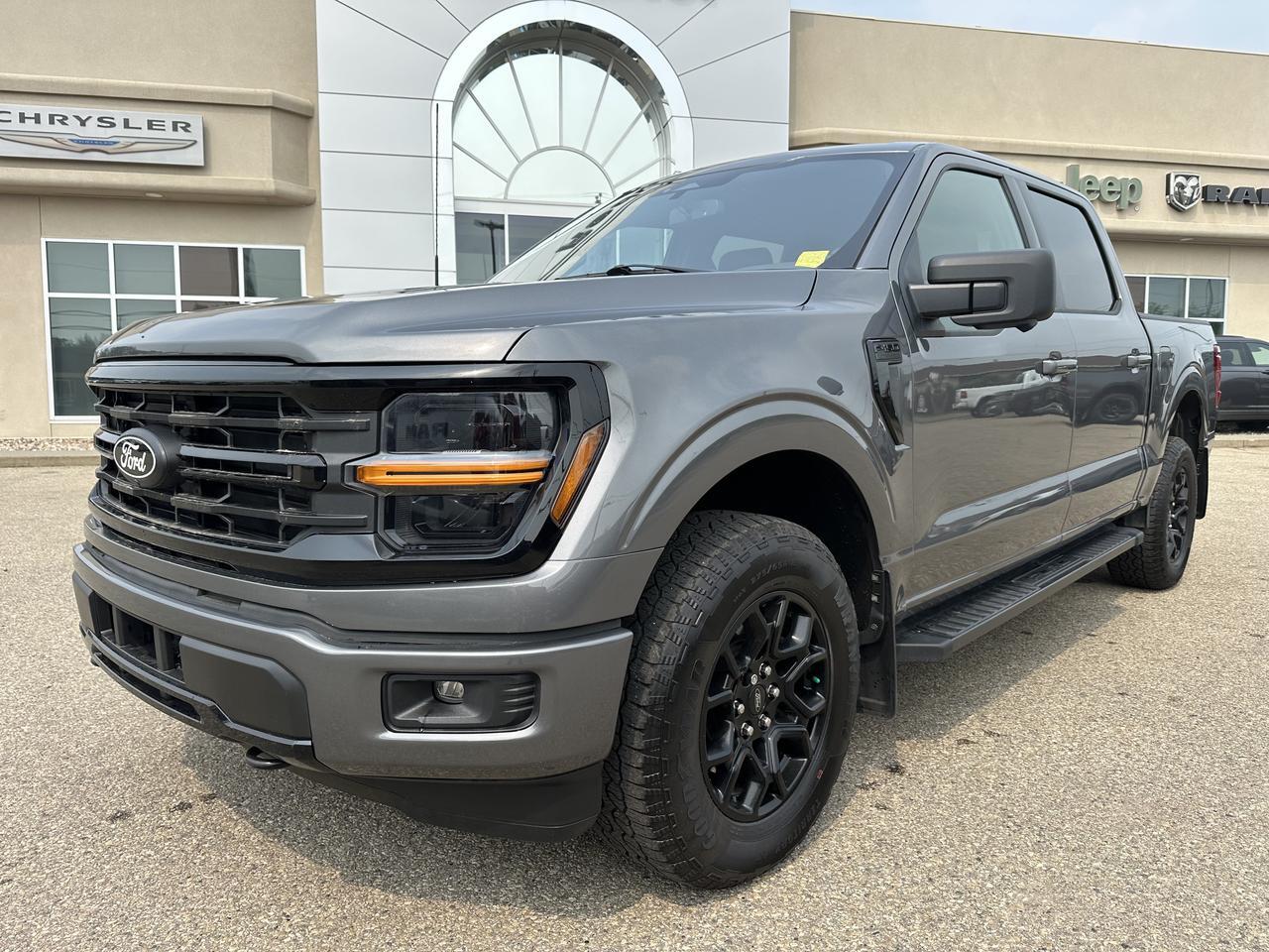 2024 Ford F-150 XLT Crew Cab 4WD | V6 EcoBoost | Low KMs | NAV | Rearview Camera | Remote Start Redwater AB