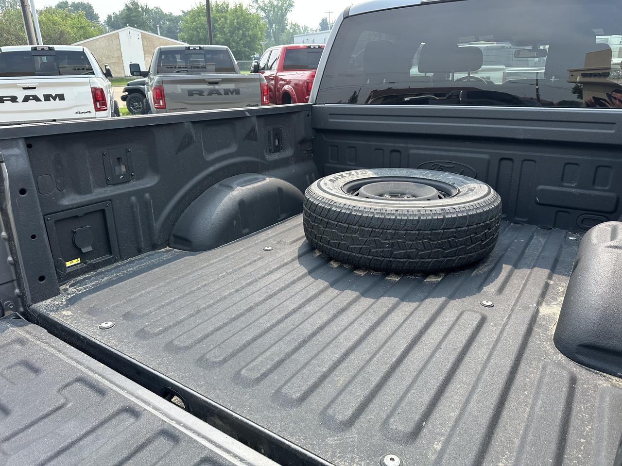 2024 Ford F-150 XLT Crew Cab 4WD | V6 EcoBoost | Low KMs | NAV | Rearview Camera | Remote Start Redwater AB
