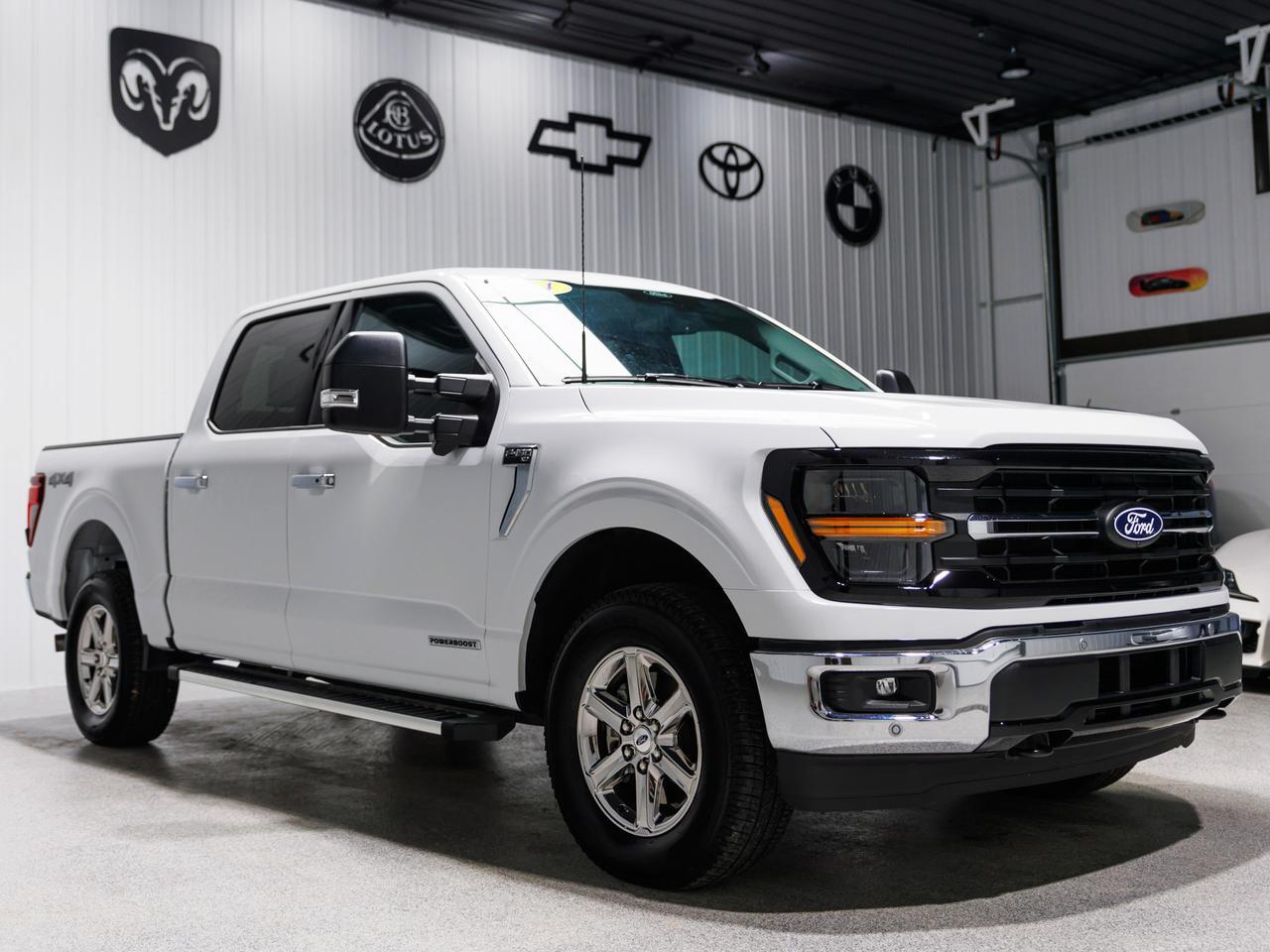 2024 Ford F-150 XLT Crew Cab HYBRID 4WD