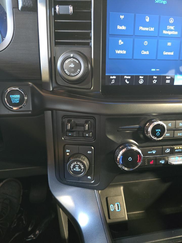 2024 Ford F-150 XLT Sand Lake NY