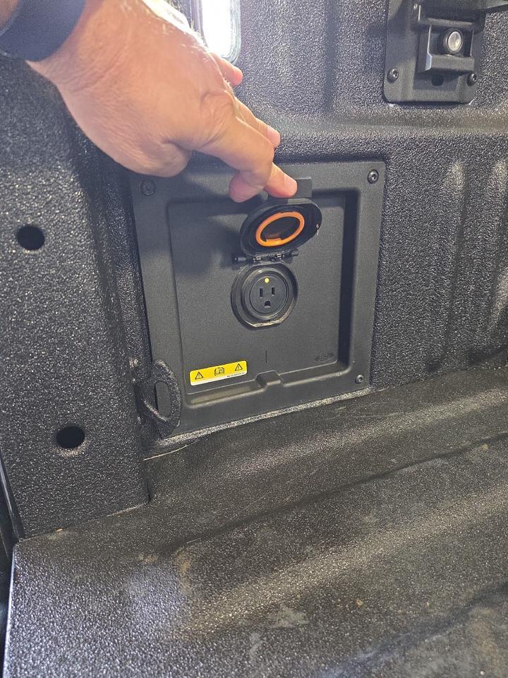 2024 Ford F-150 XLT Sand Lake NY