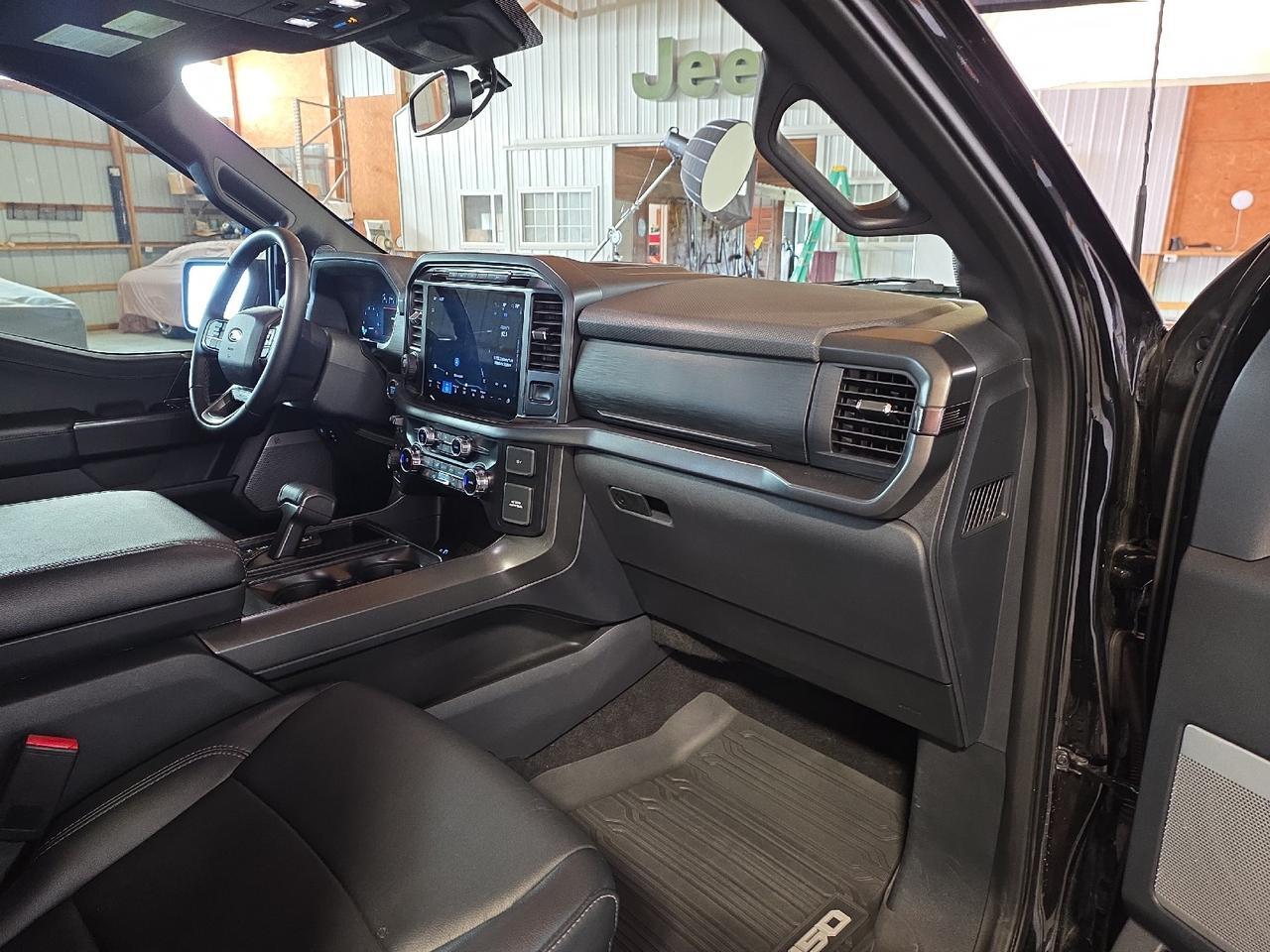 2024 Ford F-150 XLT Sand Lake NY