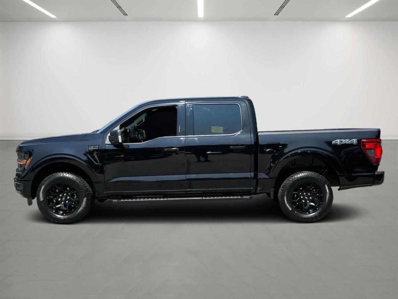 2024 Ford F-150 XLT Plymouth MA
