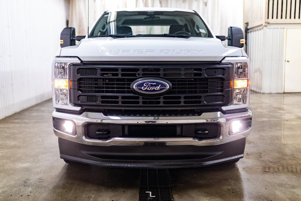 2024 Ford F-250 4x4 Crew Cab XL FX4 Longbox BCam Red Deer AB