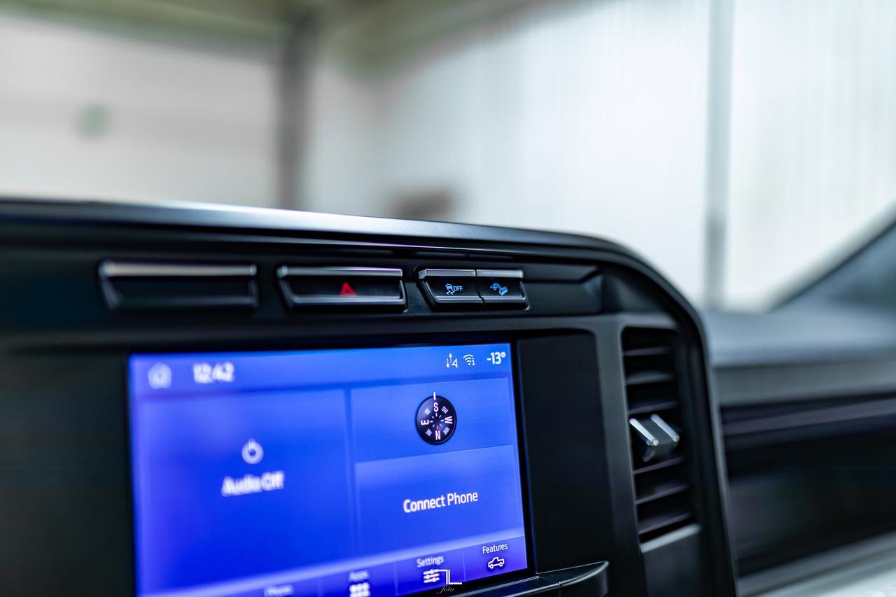 2024 Ford F-250 4x4 Crew Cab XL FX4 Longbox BCam Red Deer AB