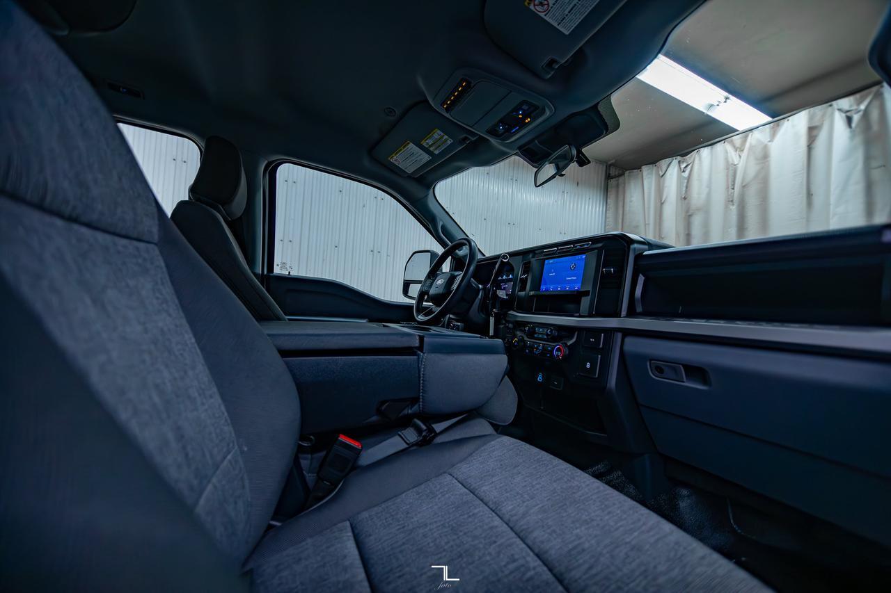 2024 Ford F-250 4x4 Crew Cab XL FX4 Longbox BCam Red Deer AB