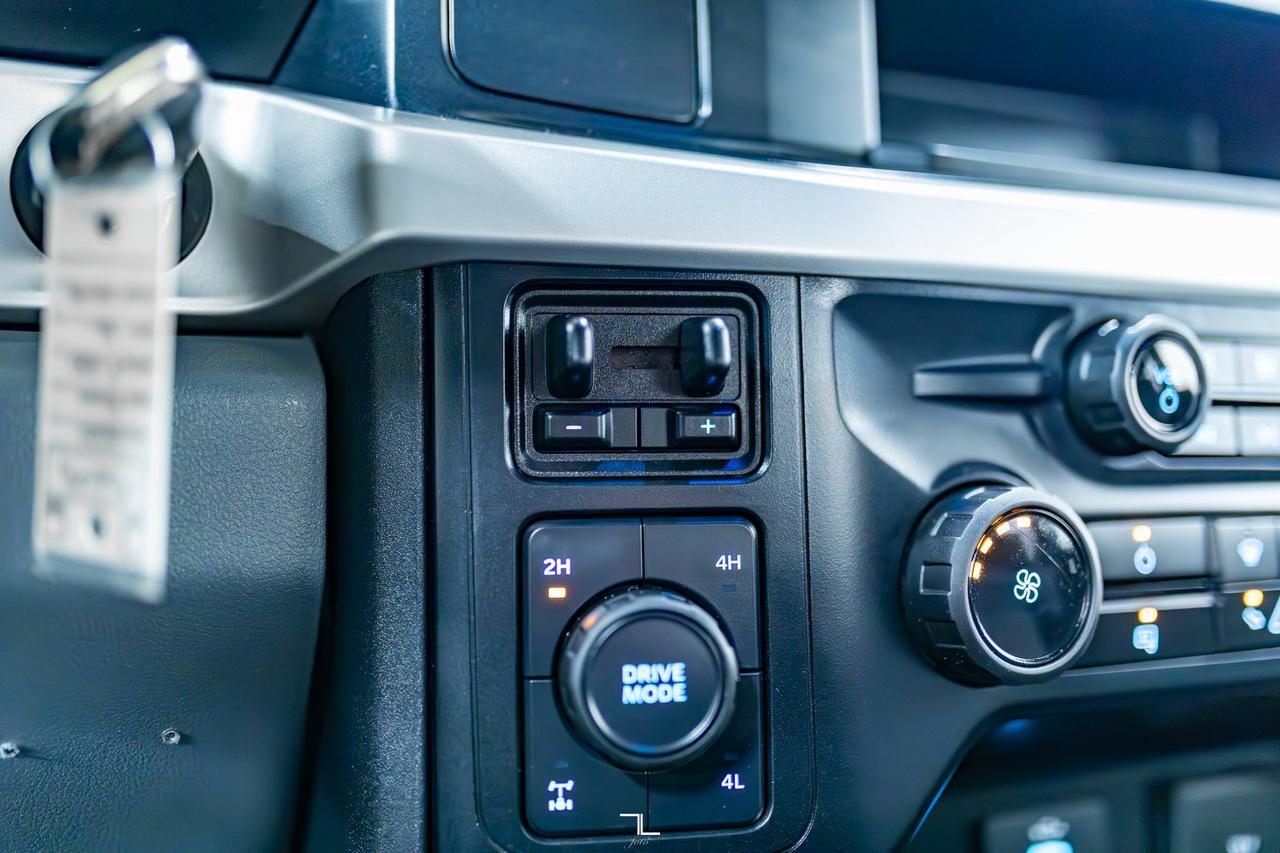 2024 Ford F-250 4x4 Crew Cab XL FX4 Longbox BCam Red Deer AB