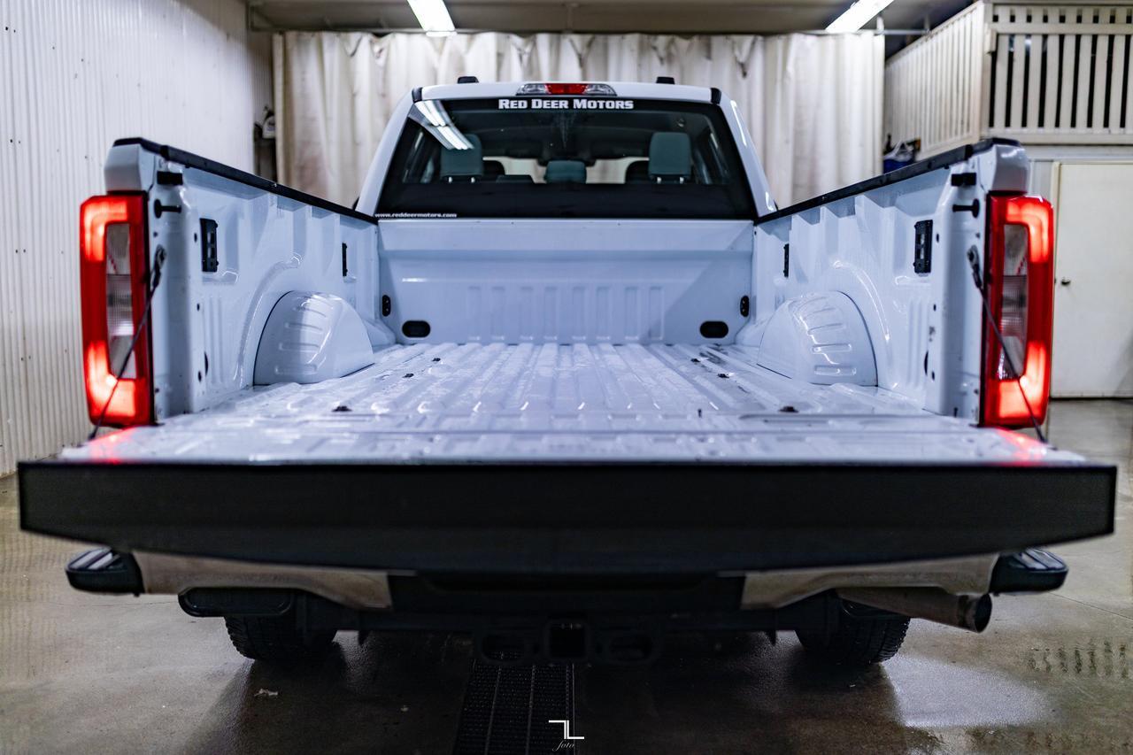 2024 Ford F-250 4x4 Crew Cab XL FX4 Longbox BCam Red Deer AB