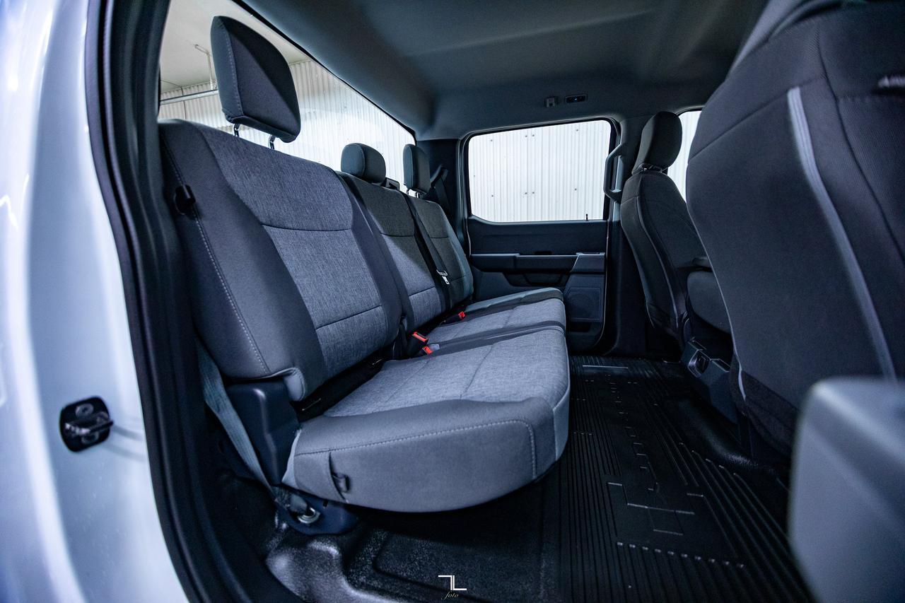 2024 Ford F-250 4x4 Crew Cab XL FX4 Longbox BCam Red Deer AB