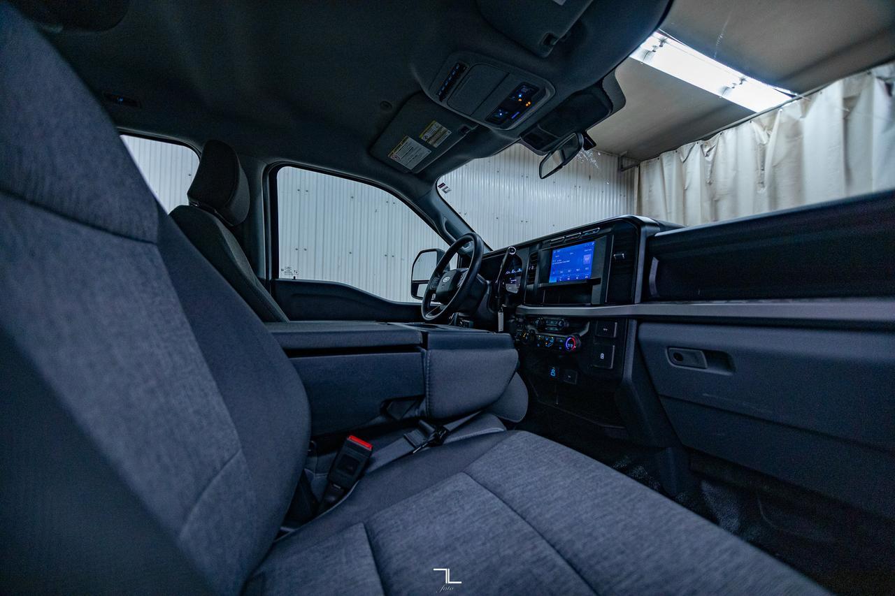 2024 Ford F-250 4x4 Crew Cab XL FX4 Longbox BCam Red Deer AB