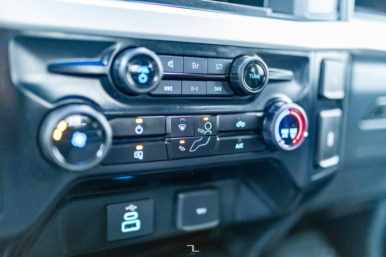 2024 Ford F-250 4x4 Crew Cab XL FX4 Longbox BCam Red Deer AB