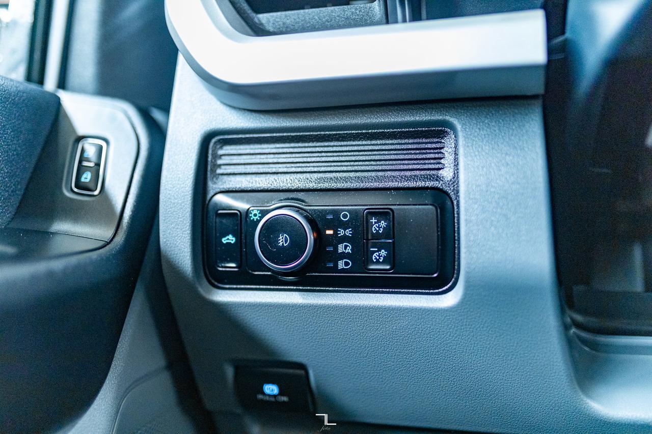 2024 Ford F-250 4x4 Crew Cab XL FX4 Longbox BCam Red Deer AB