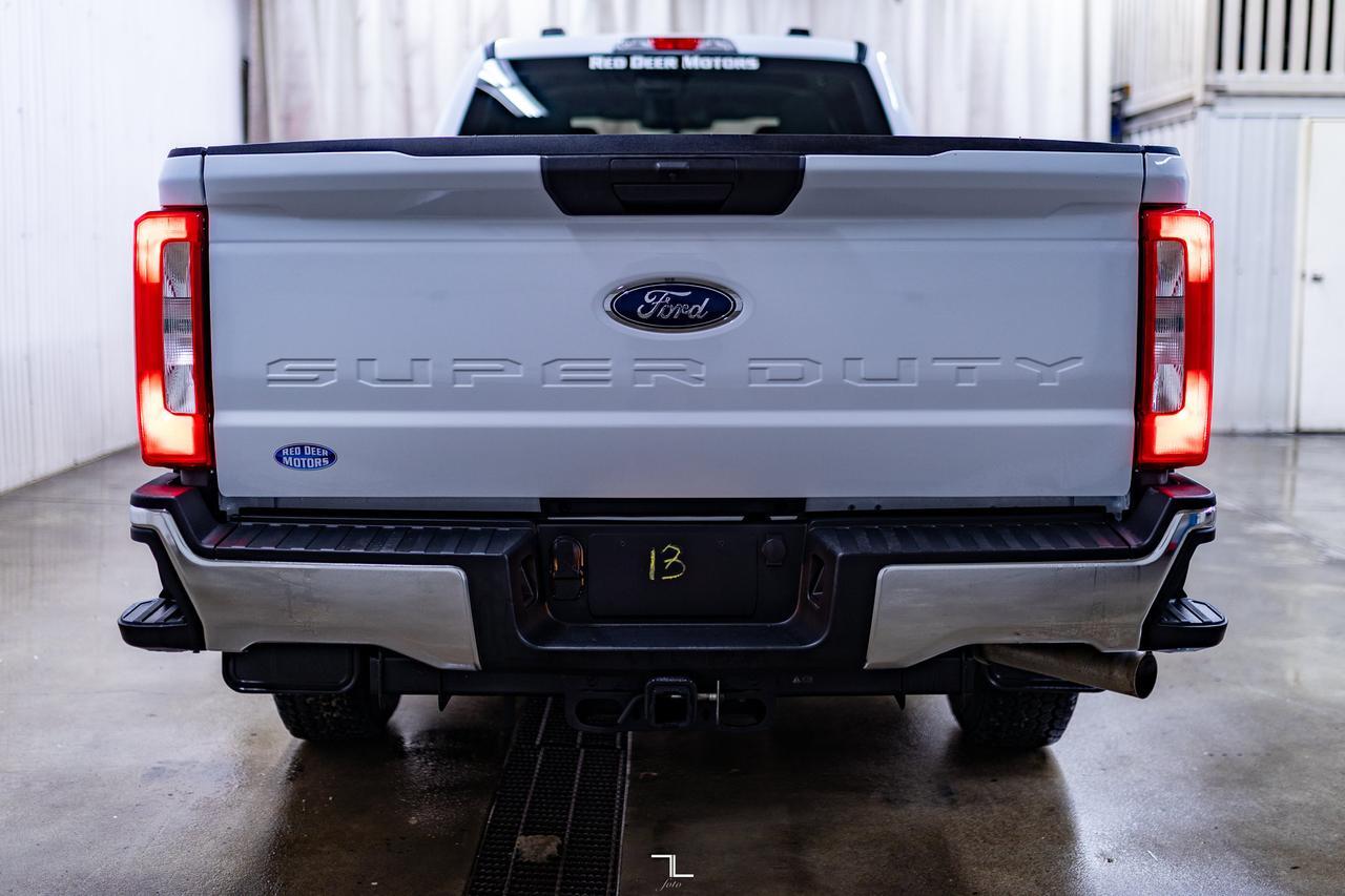 2024 Ford F-250 4x4 Crew Cab XL FX4 Longbox BCam Red Deer AB