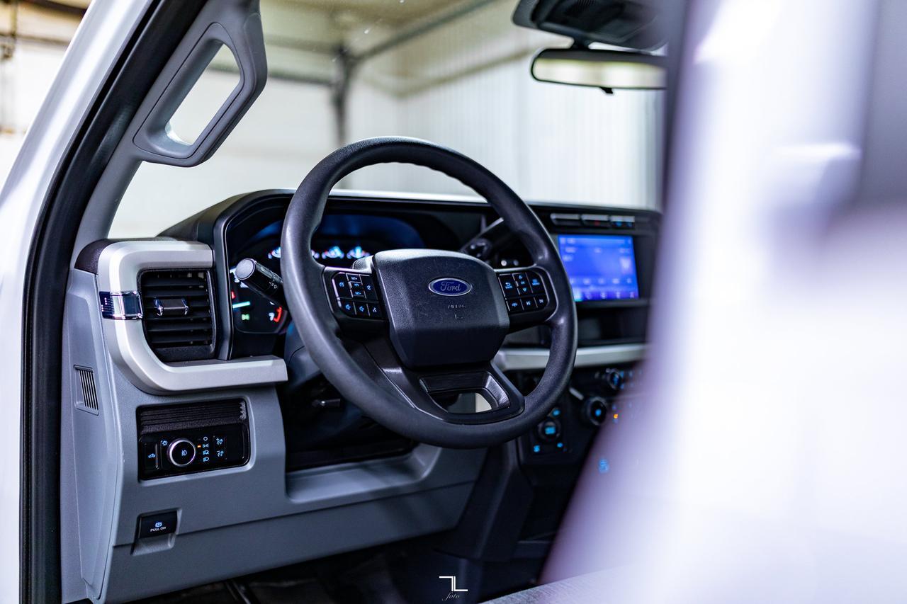 2024 Ford F-250 4x4 Crew Cab XL FX4 Longbox BCam Red Deer AB