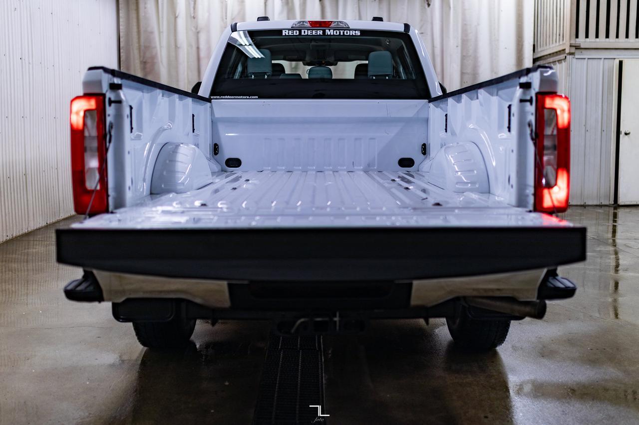 2024 Ford F-250 4x4 Crew Cab XL FX4 Longbox BCam Red Deer AB