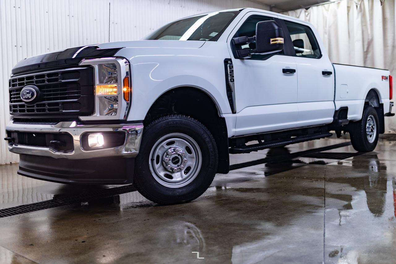 2024 Ford F-250 4x4 Crew Cab XL FX4 Longbox BCam Red Deer AB