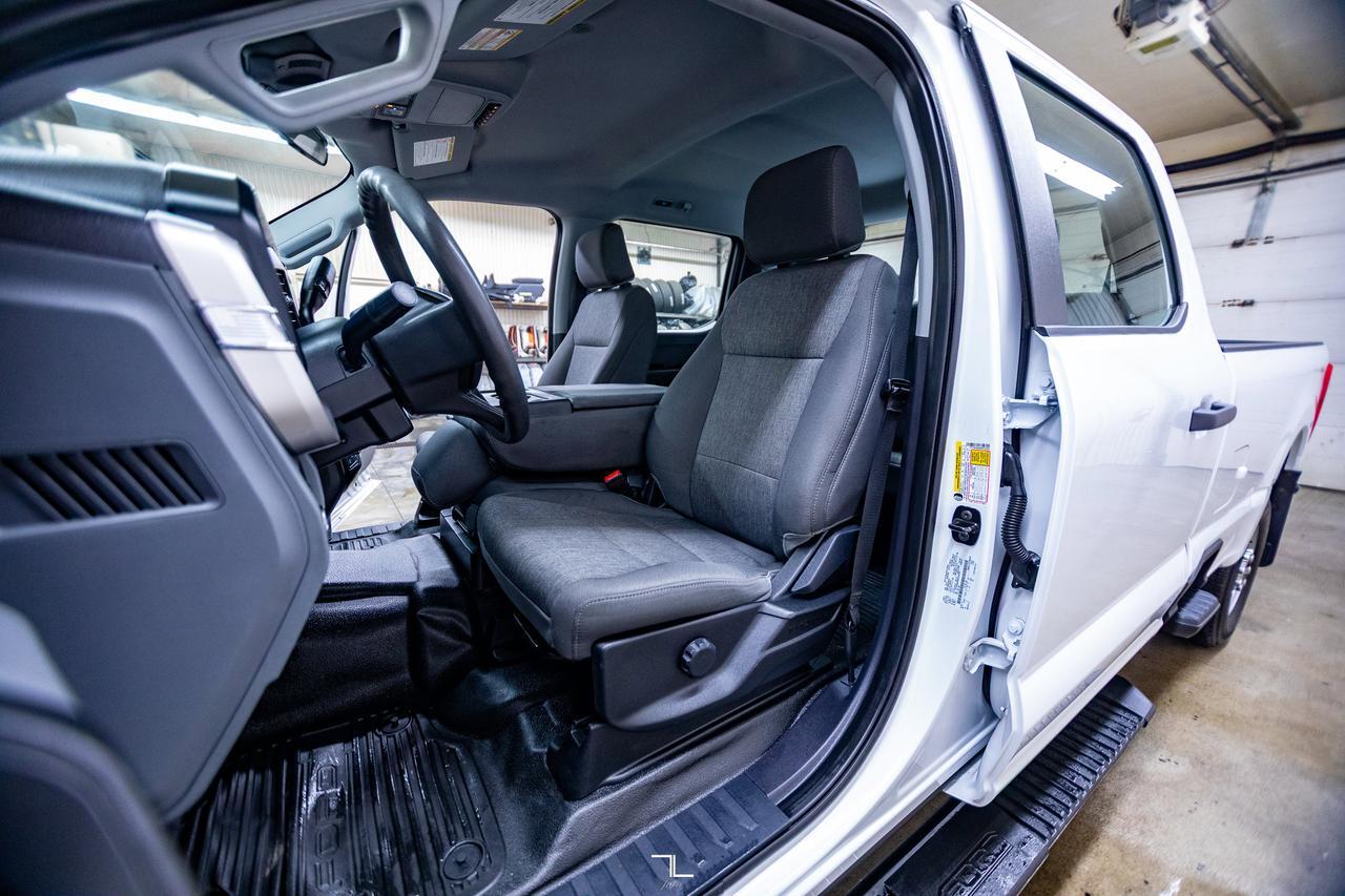 2024 Ford F-250 4x4 Crew Cab XL FX4 Longbox BCam Red Deer AB