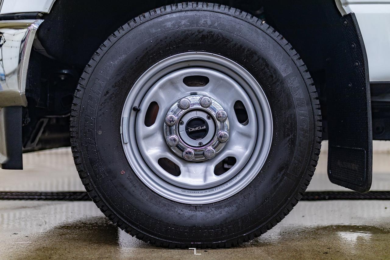 2024 Ford F-250 4x4 Crew Cab XL FX4 Longbox BCam Red Deer AB