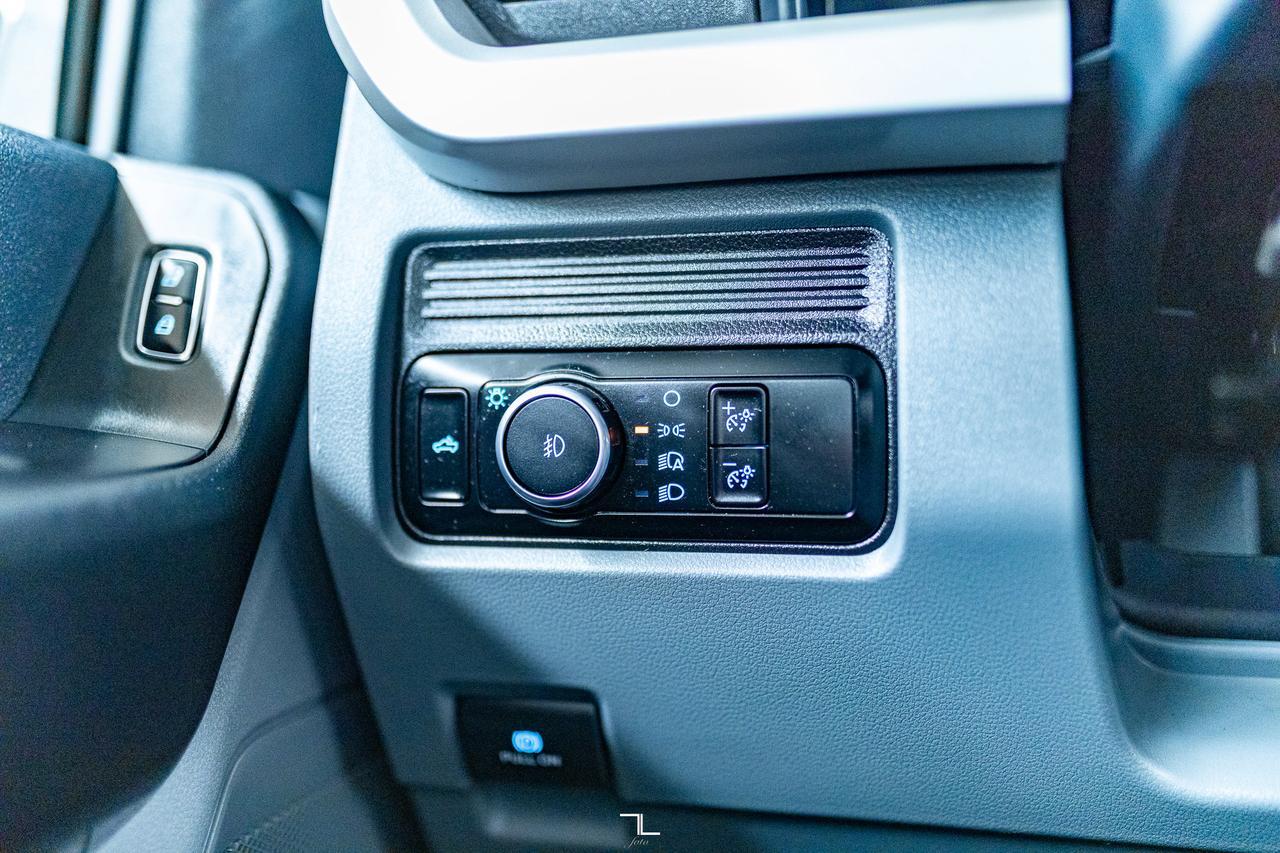 2024 Ford F-250 4x4 Crew Cab XL FX4 Longbox BCam Red Deer AB