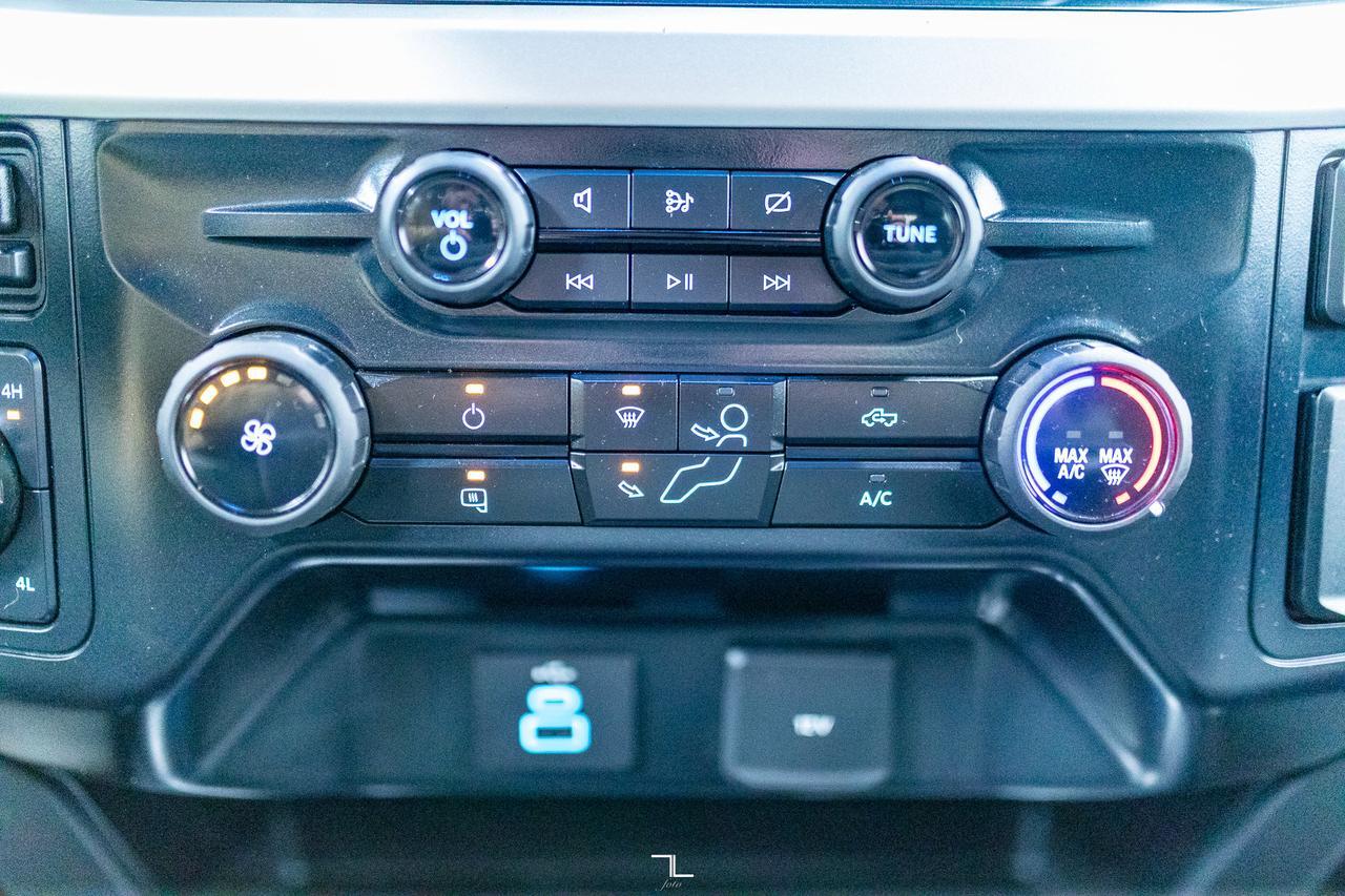 2024 Ford F-250 4x4 Crew Cab XLT FX4 PSeat BCam Red Deer AB