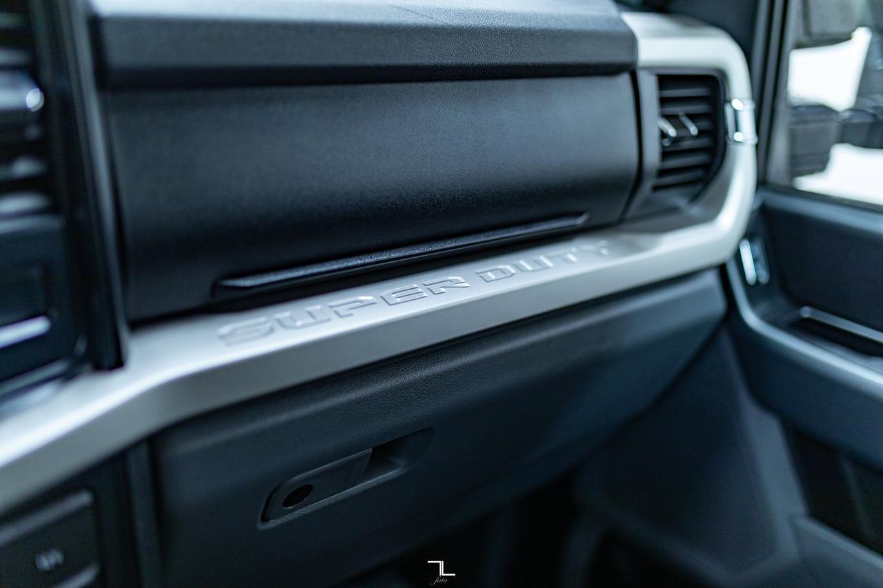 2024 Ford F-250 4x4 Crew Cab XLT FX4 PSeat BCam Red Deer AB