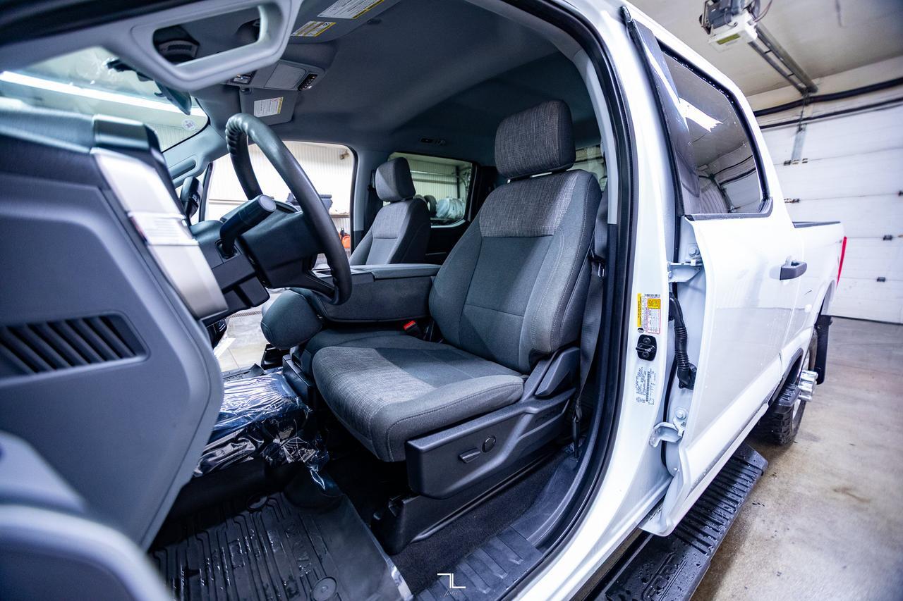 2024 Ford F-250 4x4 Crew Cab XLT FX4 PSeat BCam Red Deer AB
