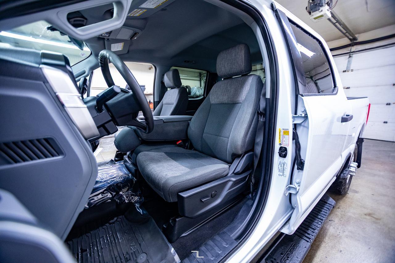 2024 Ford F-250 4x4 Crew Cab XLT FX4 PSeat BCam Red Deer AB