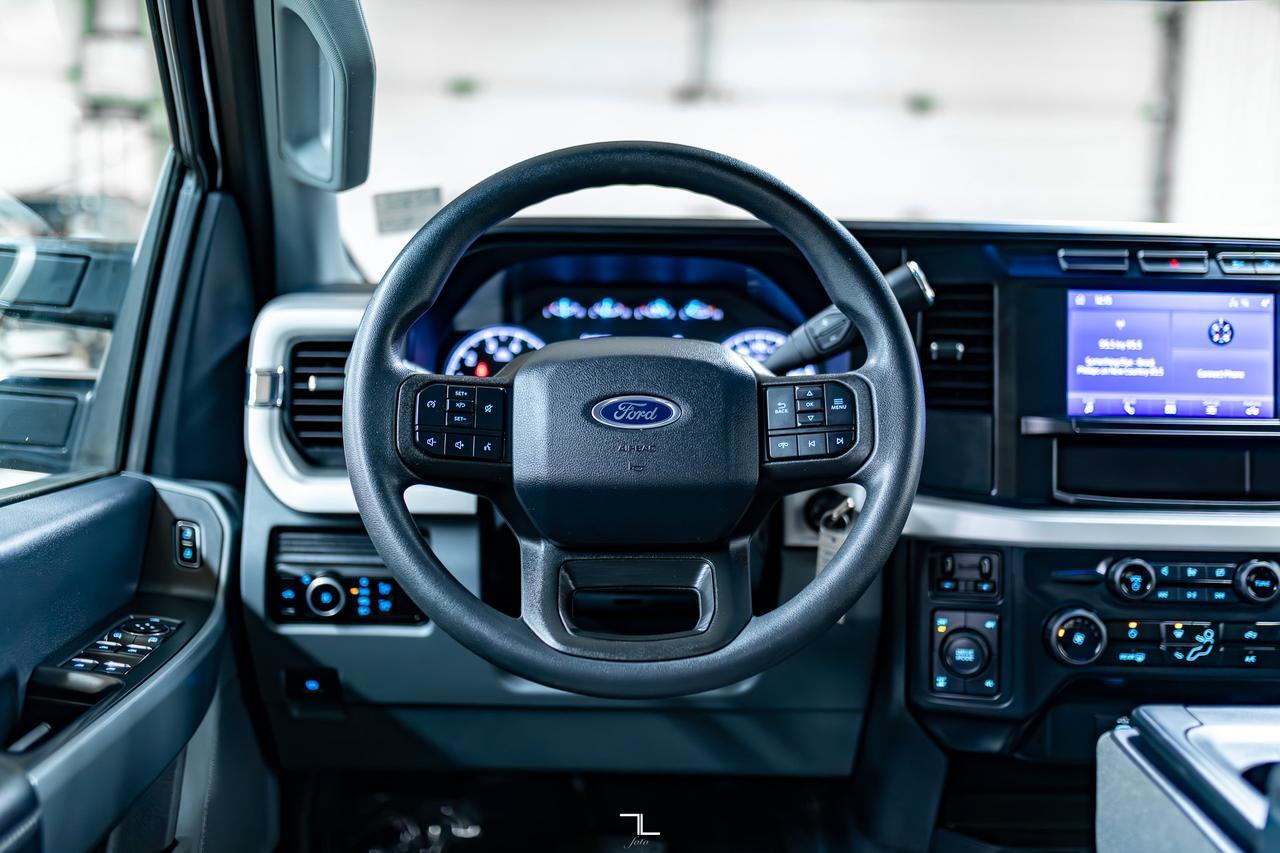 2024 Ford F-250 4x4 Crew Cab XLT FX4 PSeat BCam Red Deer AB