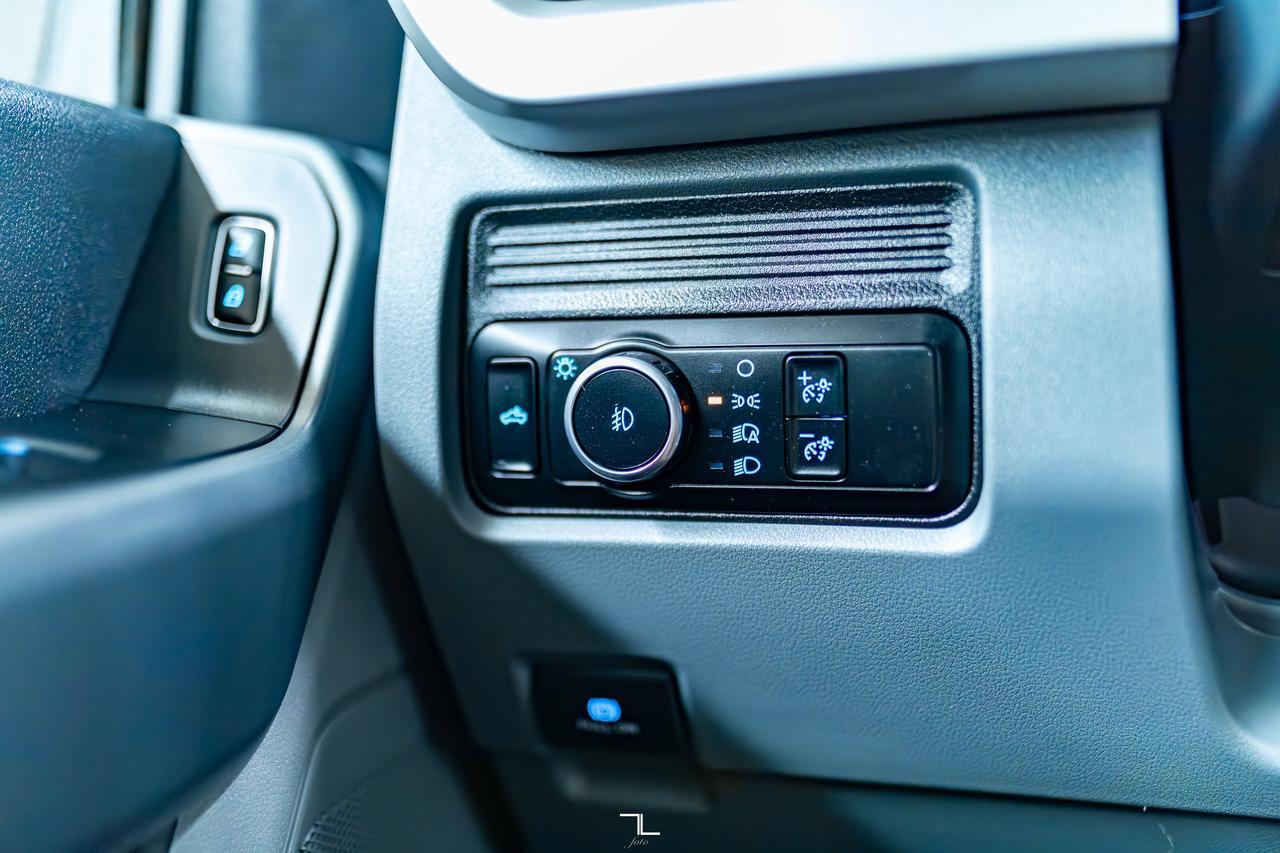 2024 Ford F-250 4x4 Crew Cab XLT FX4 PSeat BCam Red Deer AB