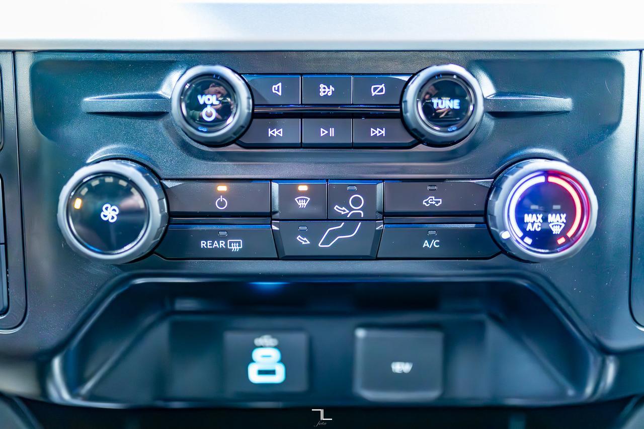 2024 Ford F-250 4x4 Crew Cab XLT FX4 PSeat BCam Red Deer AB