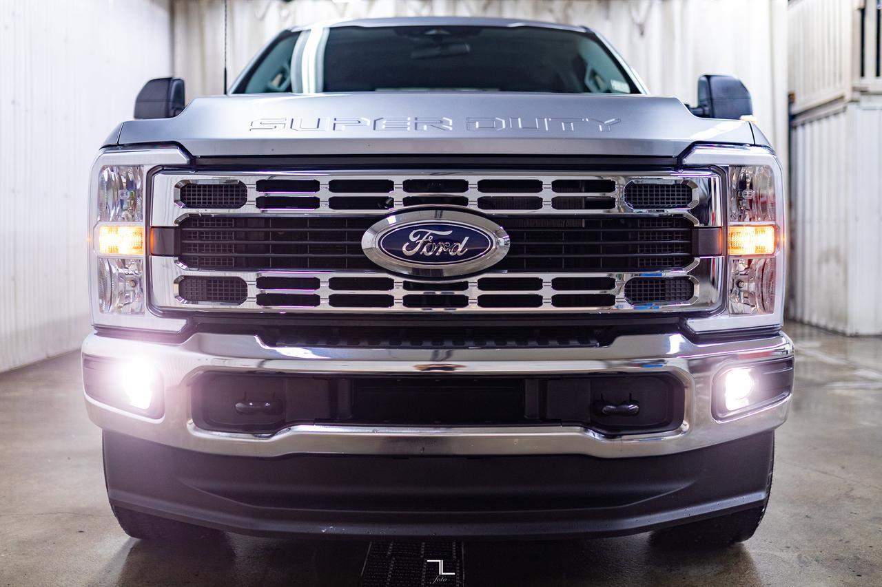 2024 Ford F-250 4x4 Crew Cab XLT FX4 PSeat BCam Red Deer AB