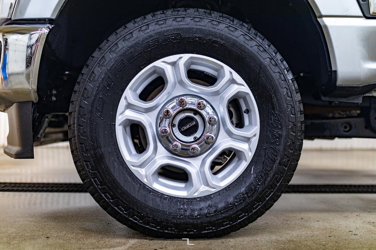 2024 Ford F-250 4x4 Crew Cab XLT FX4 PSeat BCam Red Deer AB