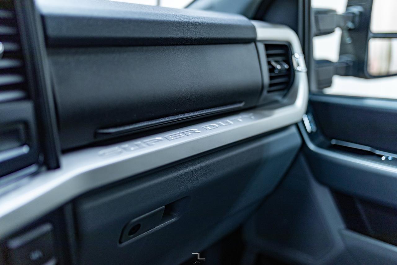 2024 Ford F-250 4x4 Crew Cab XLT FX4 PSeat BCam Red Deer AB