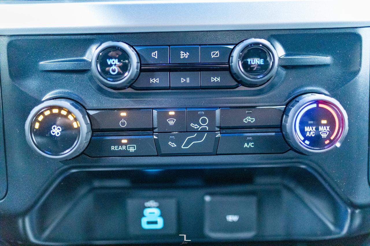 2024 Ford F-250 4x4 Crew Cab XLT FX4 PSeat BCam Red Deer AB