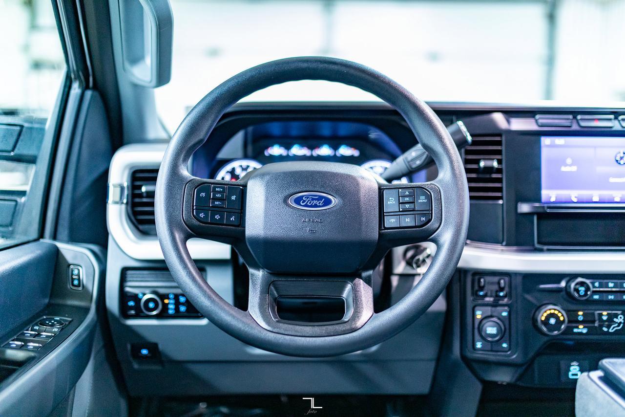 2024 Ford F-250 4x4 Crew Cab XLT FX4 PSeat BCam Red Deer AB