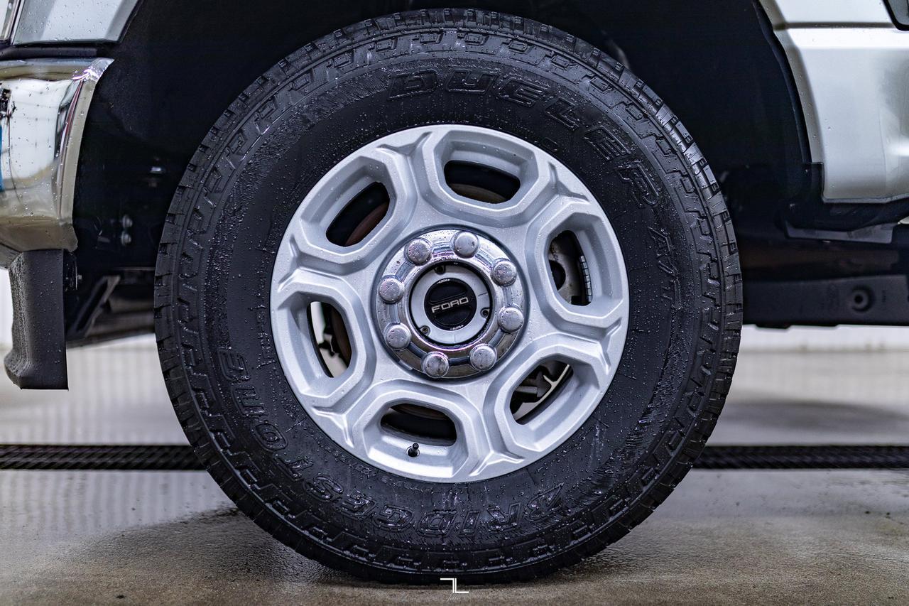 2024 Ford F-250 4x4 Crew Cab XLT FX4 PSeat BCam Red Deer AB